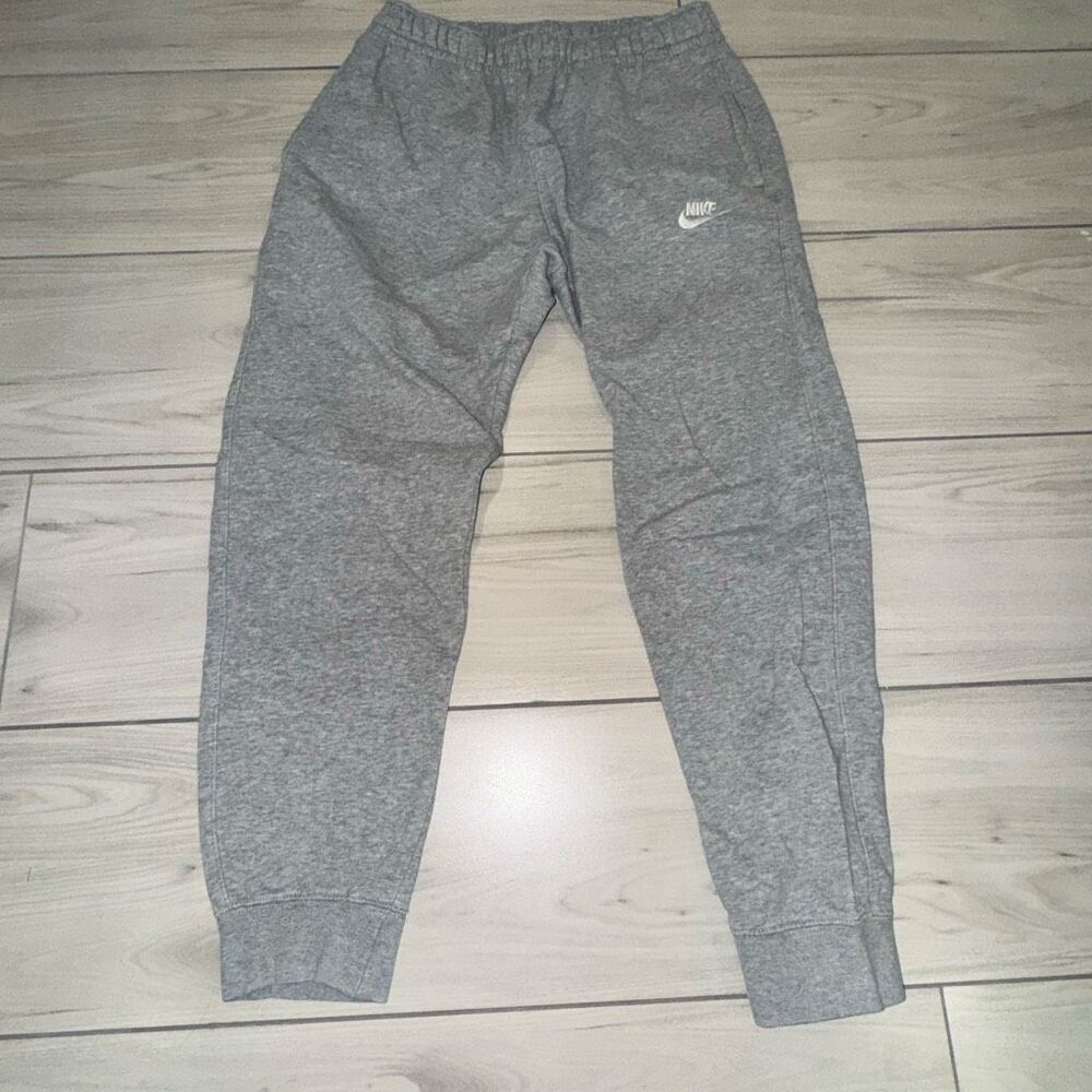Nike Sportswear Club Fleece Joggers gray‎ size small
